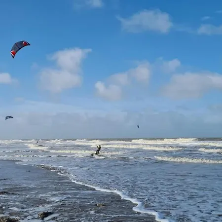 דירה In With Sea View